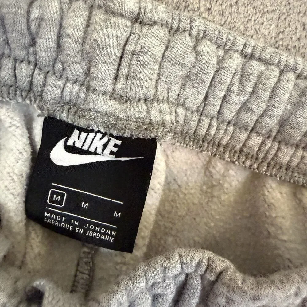 Nike Men's Gray Pants M Heather Sweatpants Joggers Athleisure Club Fleece Run